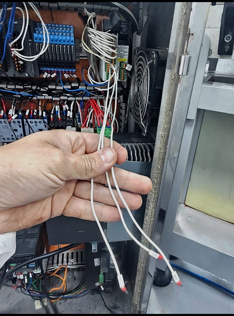IHM industrial em máquina de envase